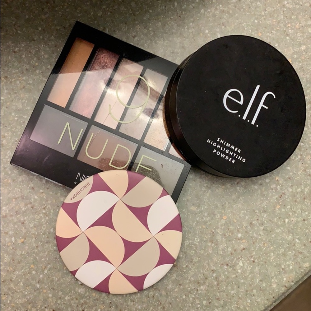 Makeup Trio